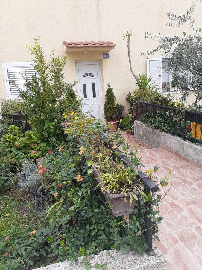 Apartmani Irena 티바트 외부 사진